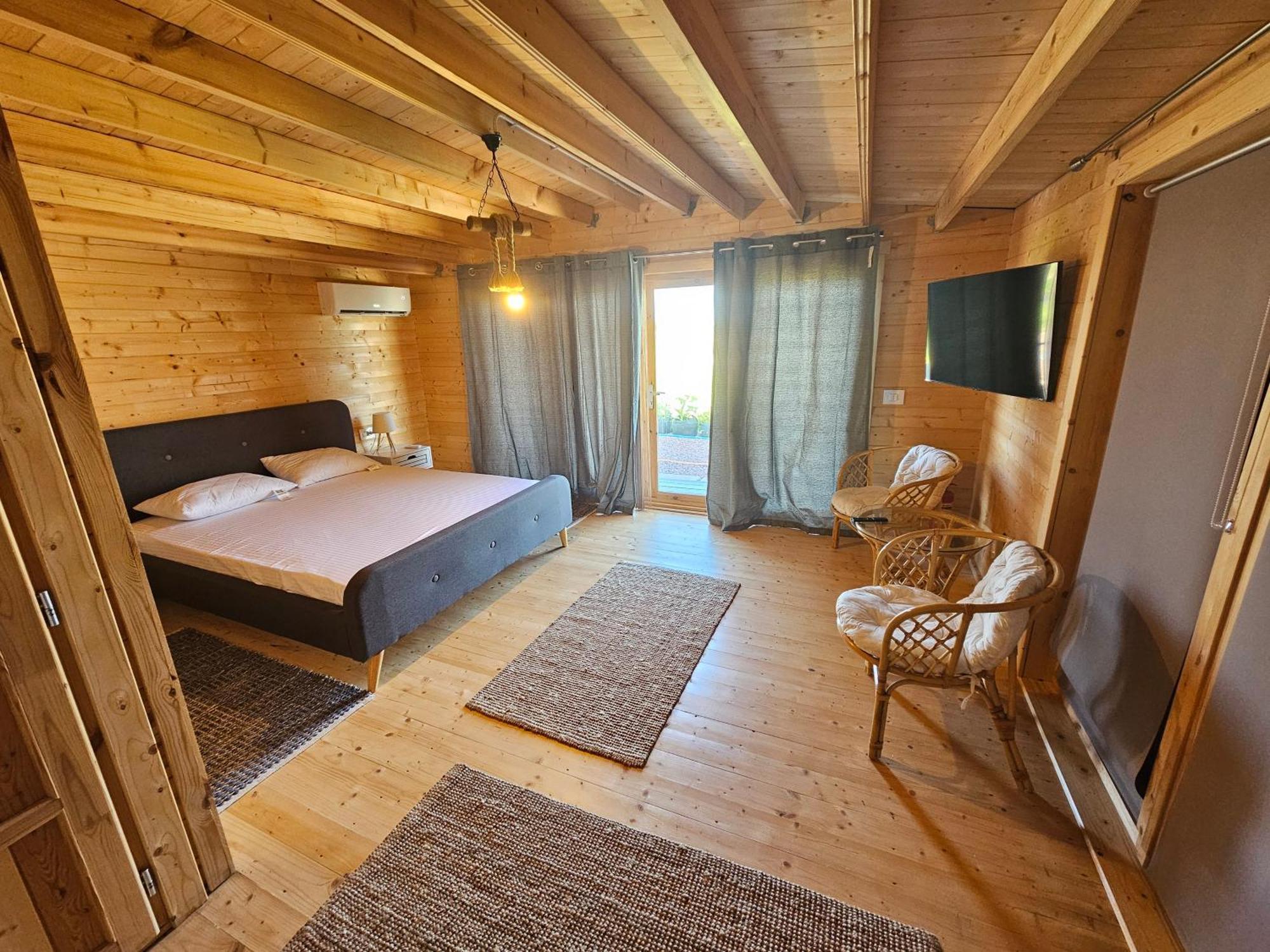 Mar A Lago Glamping23 Douăzeci şi Trei August 外观 照片