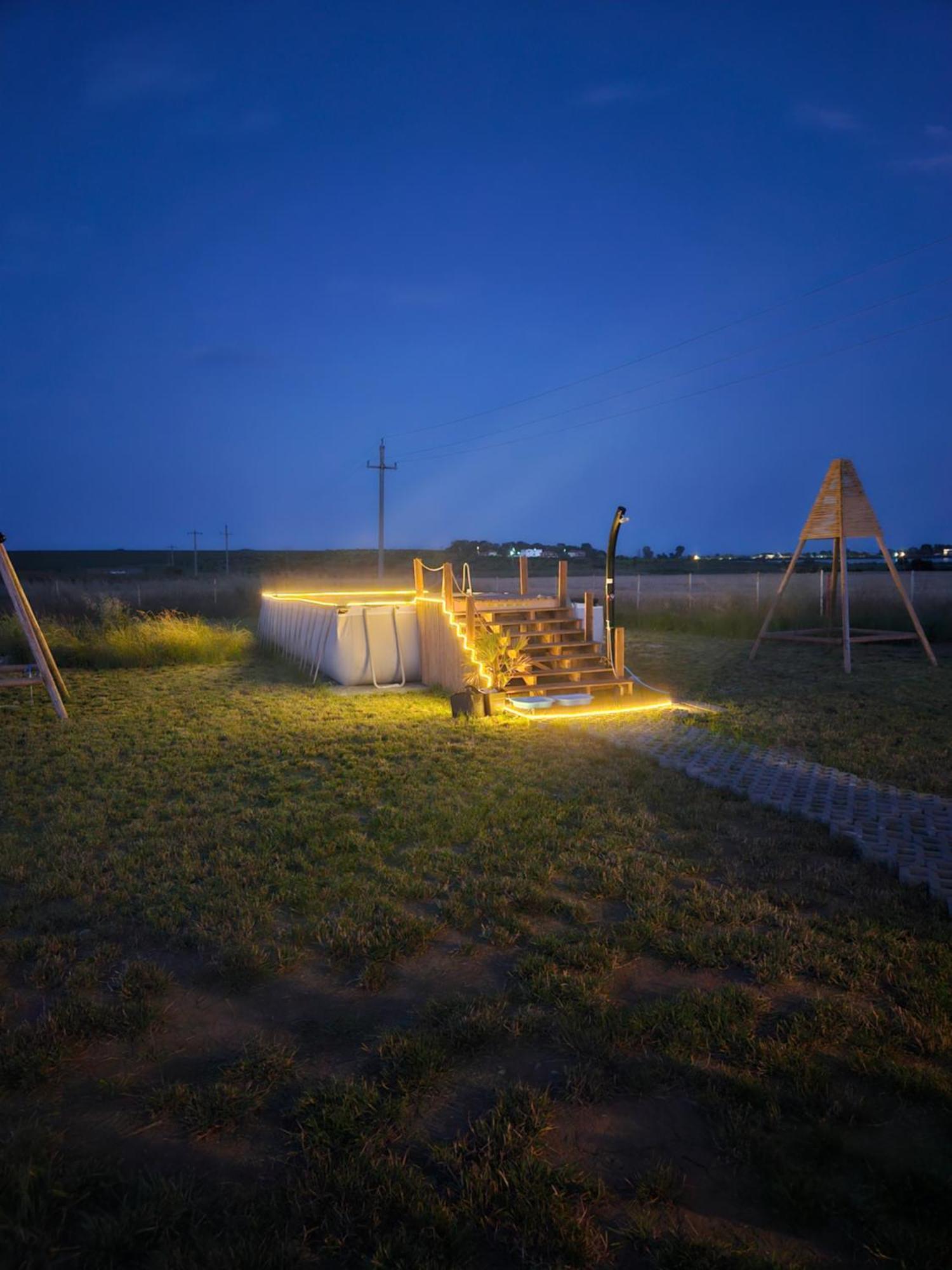 Mar A Lago Glamping23 Douăzeci şi Trei August 外观 照片